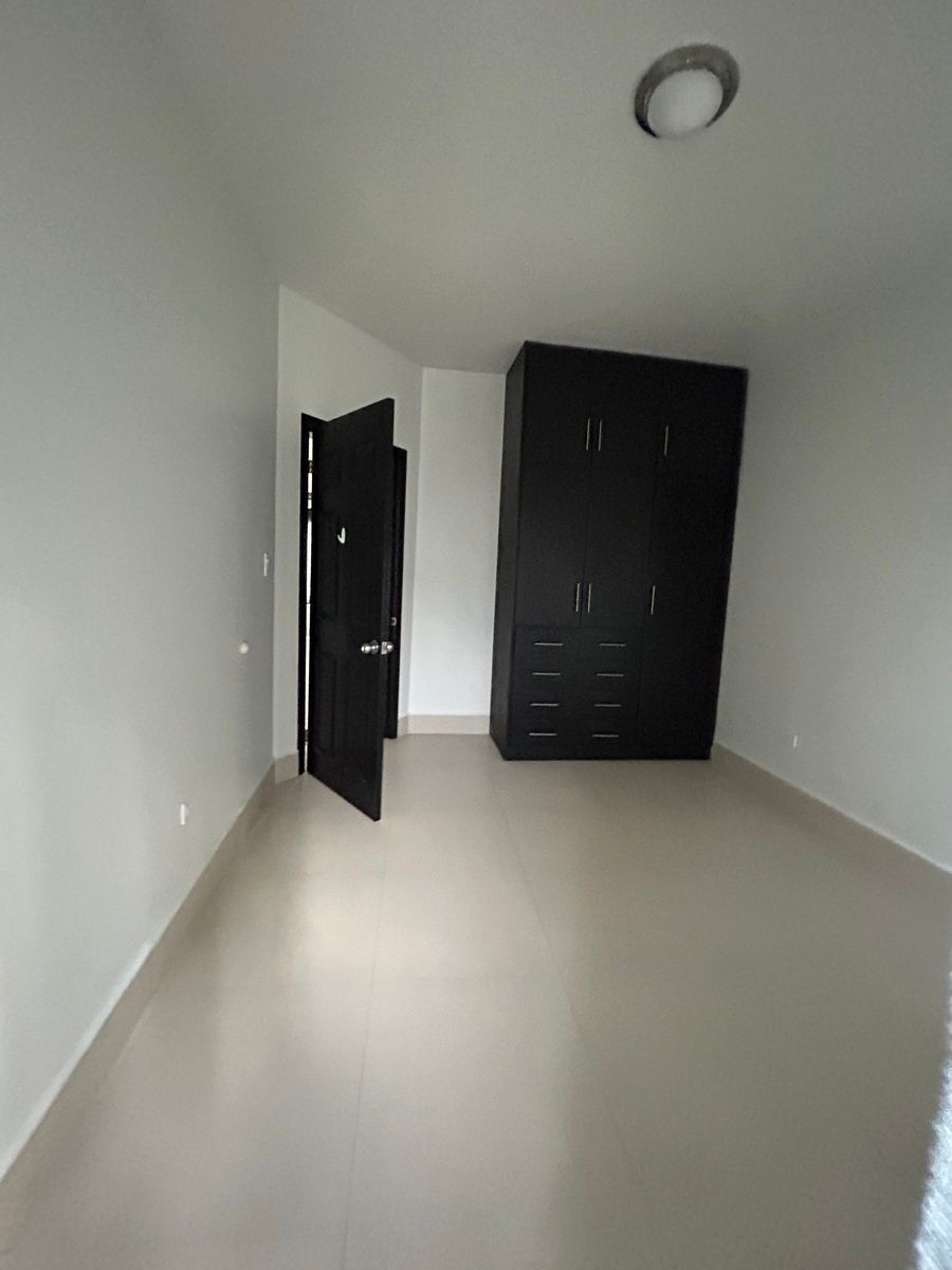 Casa en Puesta del Sol, Tijuana, foto 3 de 32