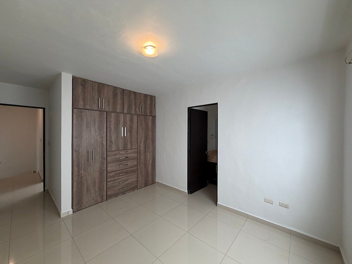 Casa en La Rioja Privada Residencial 2da Etapa, Monterrey, foto 3 de 9
