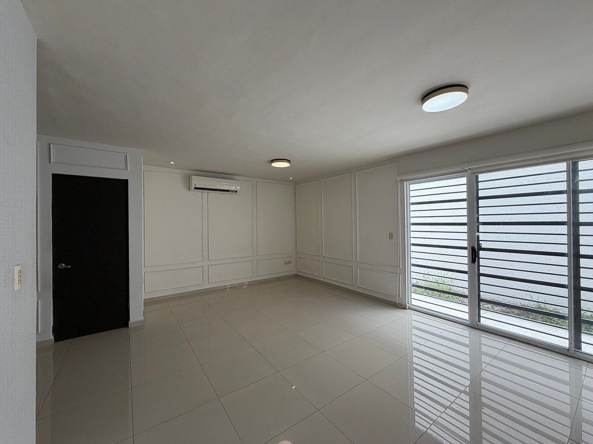 Casa en La Rioja Privada Residencial 2da Etapa, Monterrey, foto 2 de 9