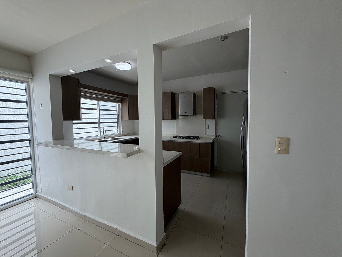 Casa en La Rioja Privada Residencial 2da Etapa, Monterrey, foto 4 de 9