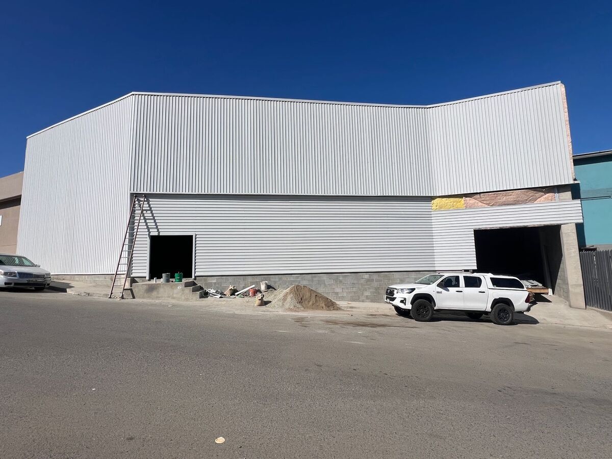 Bodega comercial en Urbiquinta Marsella, Tijuana, foto 3 de 7