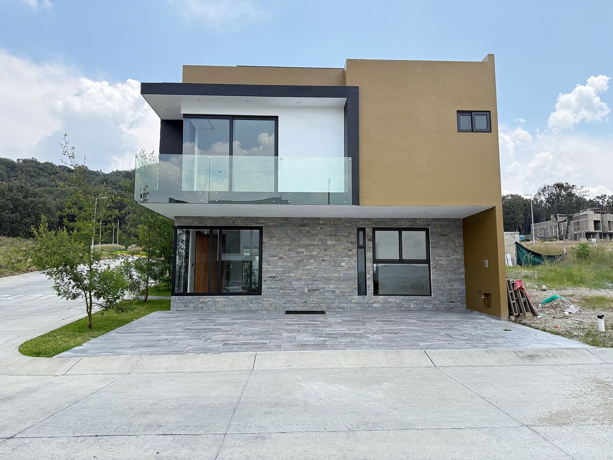 Casa em Los Robles, Zapopan, foto 3 de 50