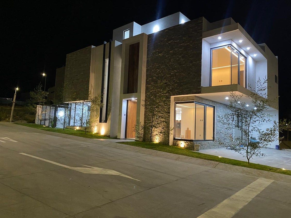 Casa em Los Robles, Zapopan, foto 3 de 36