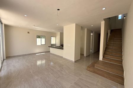 HOUSE FOR SALE IN REAL MONTEJO WITH POOL