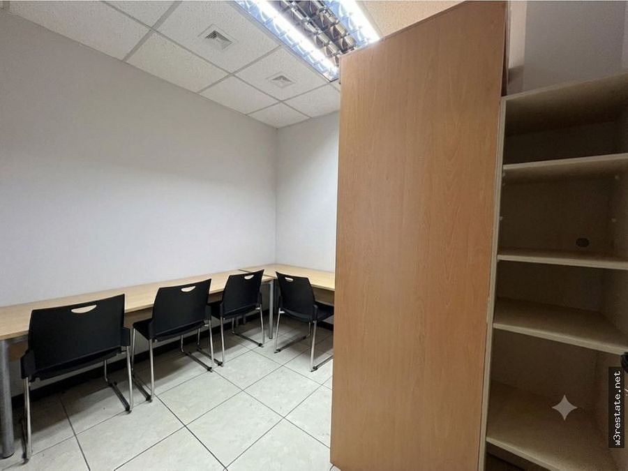 Oficina en Zona 10, Guatemala, foto 10 de 12