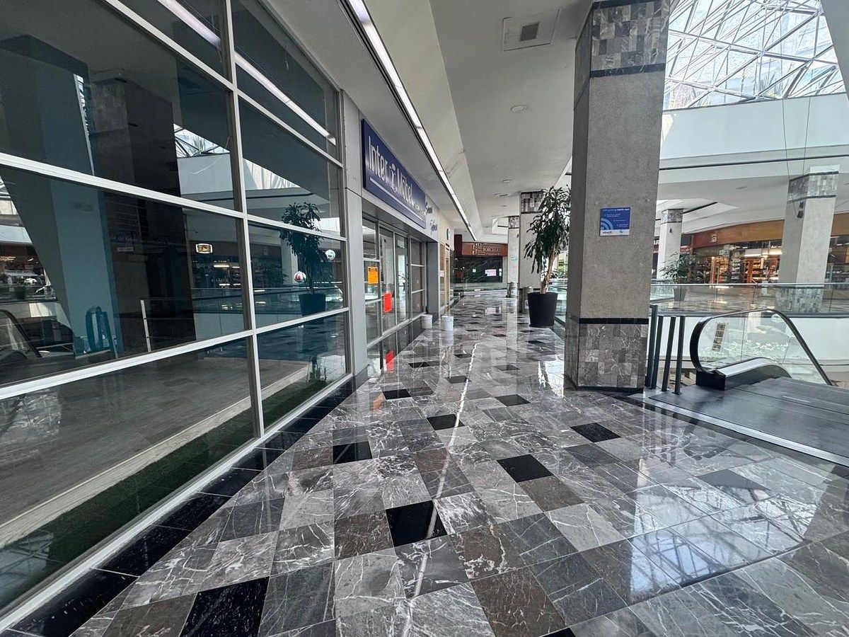LOCAL COMERCIAL EN RENTA EN INTERLOMAS, foto 1 de 13