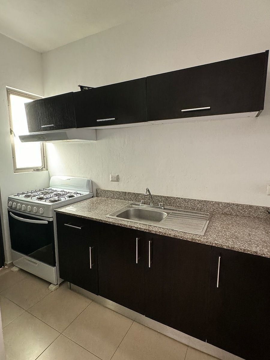 House in Gran Santa Fe, Mérida, photo 13 of 25