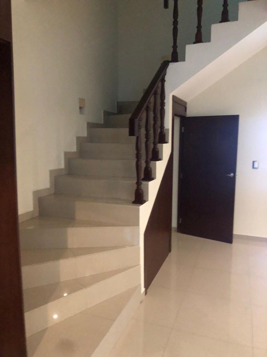 Casa em Real de Valdepeñas, Zapopan, foto 15 de 37