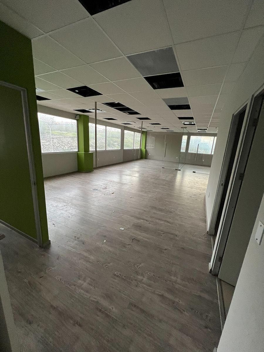 Office in Santa María, Monterrey, photo 2 of 2