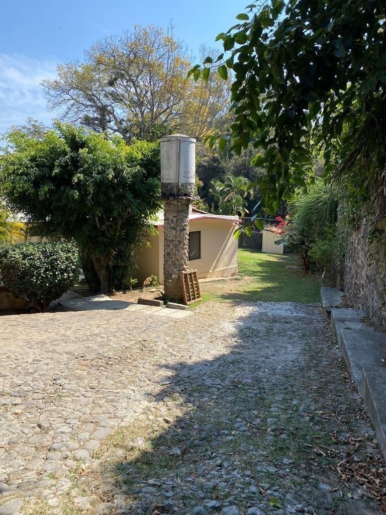 Casa en Lomas de Atzingo, Cuernavaca, foto 3 de 19