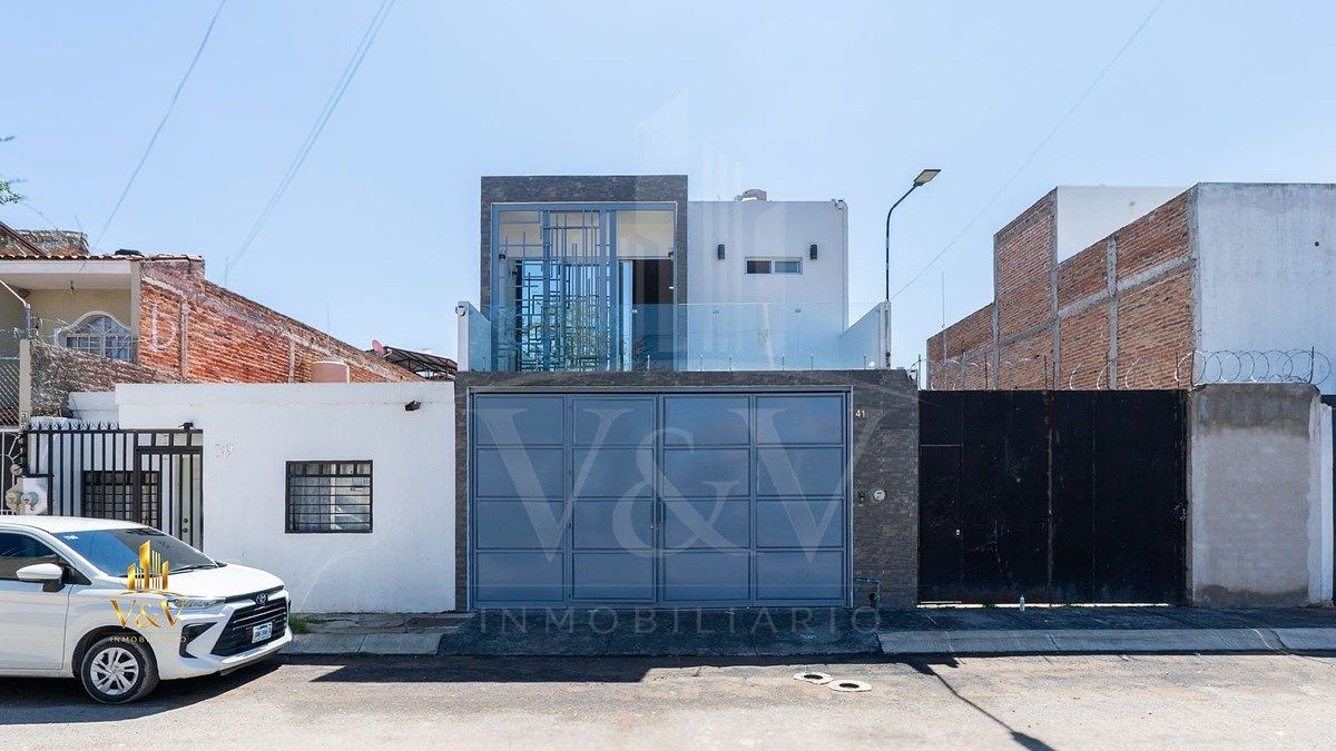 CASA NO CONDOMÍNIO RINCONADA LAS AZALEAS, foto 1 de 27