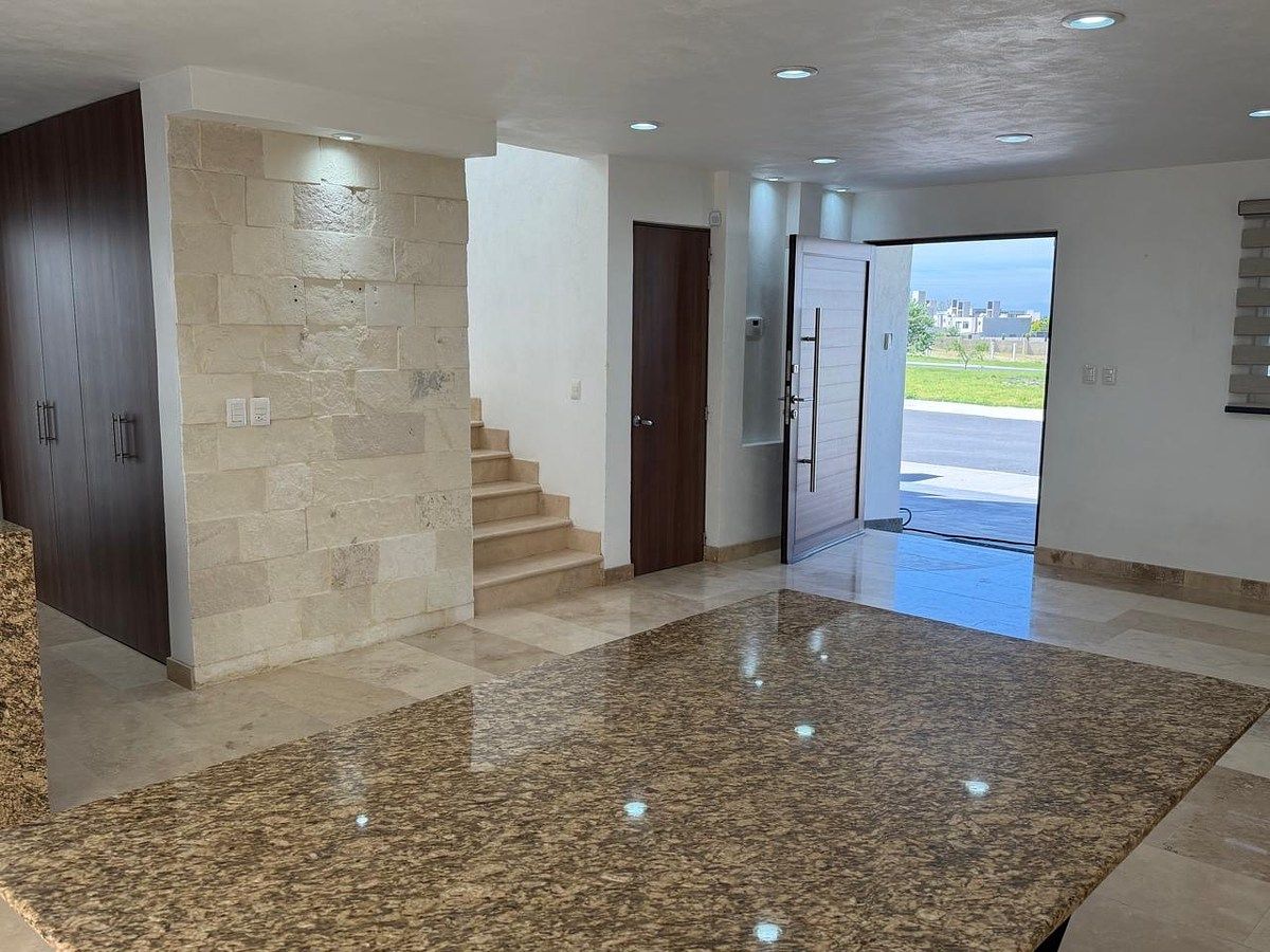 House in Gated Community in Ciudad Meseta, Querétaro, photo 5 of 22