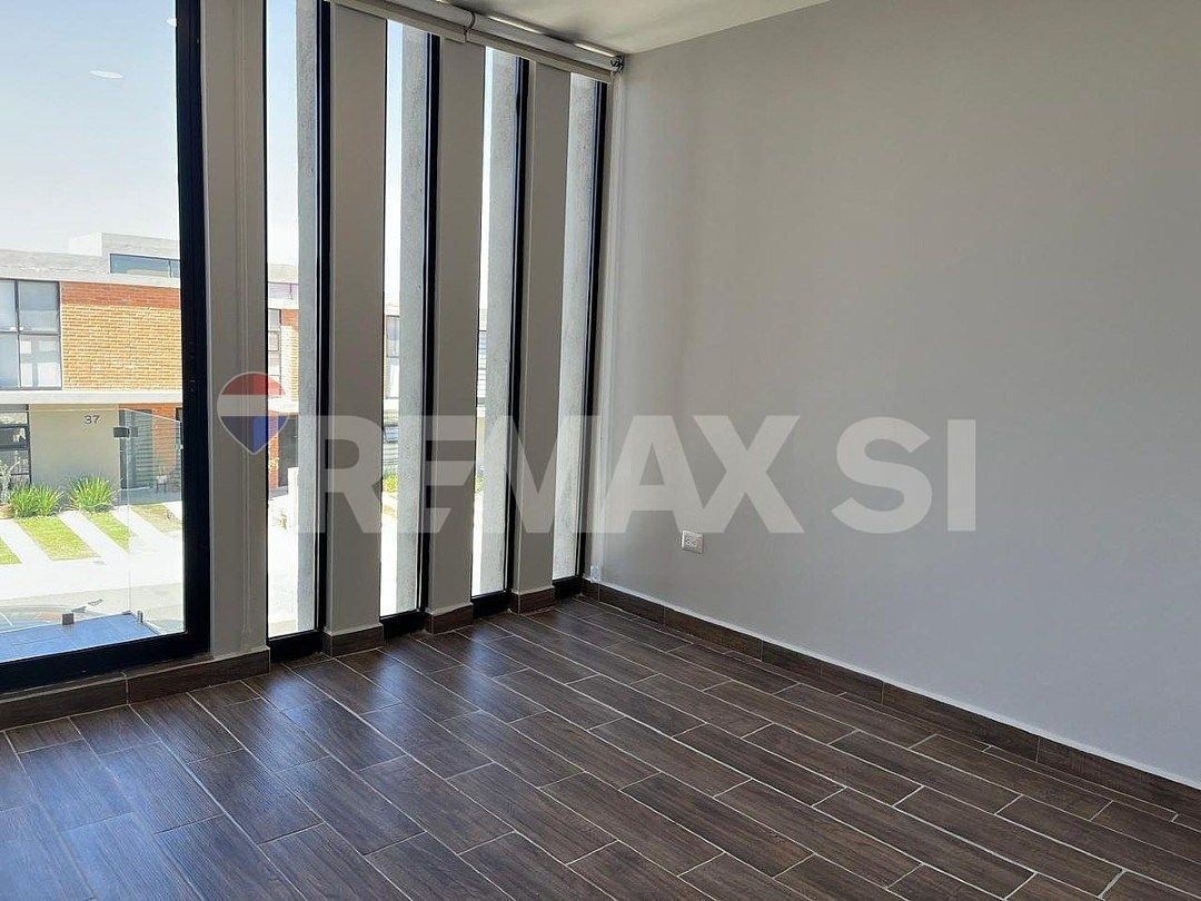 Casa em Zákia, El Marqués, foto 20 de 29