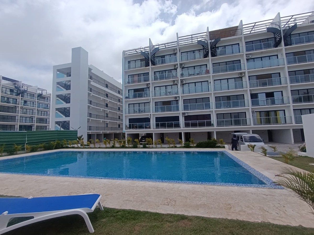 Apartamento tipo PH en venta en Los Corales, foto 1 de 13