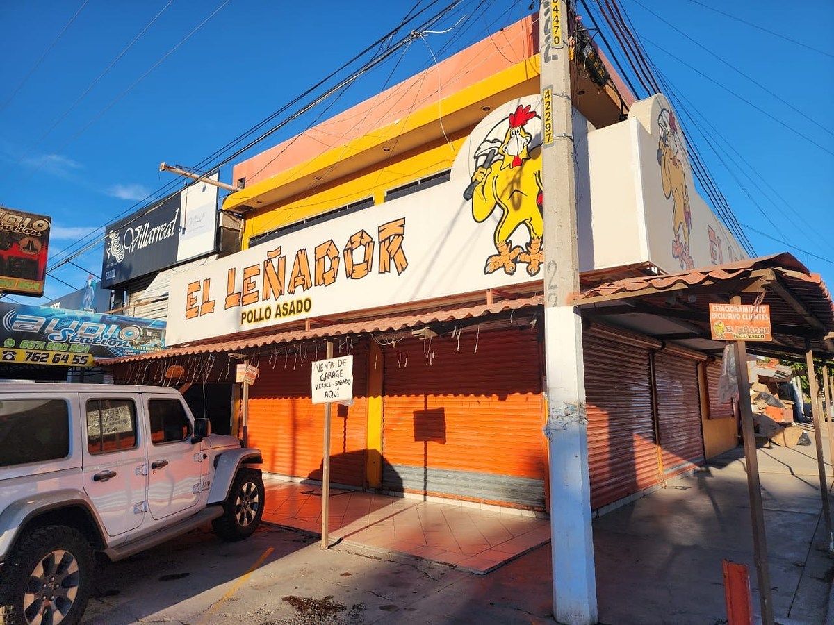 Fachada Av. Revolución, photo 3 of 10