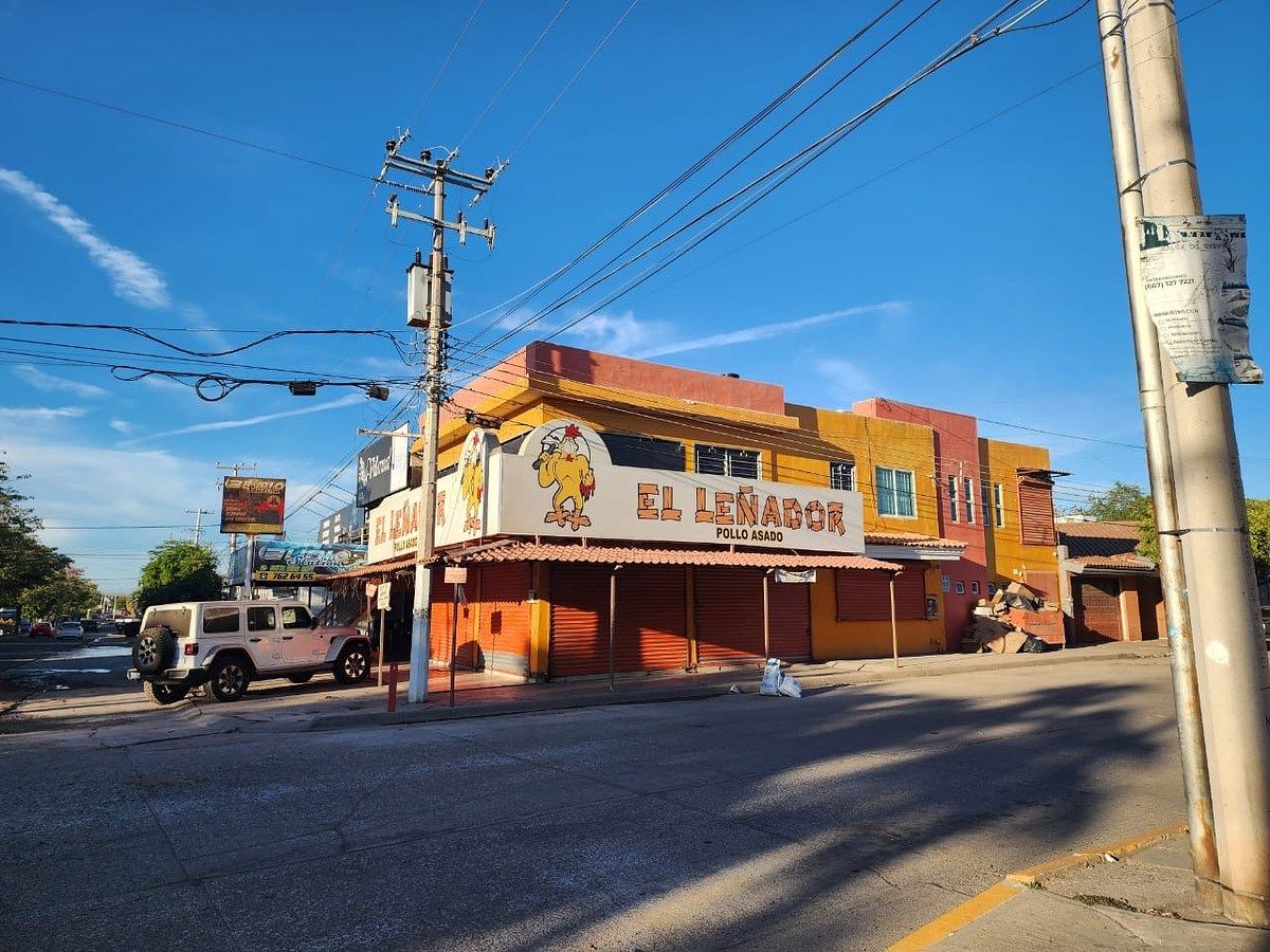 Fachada en esquina, photo 5 of 10