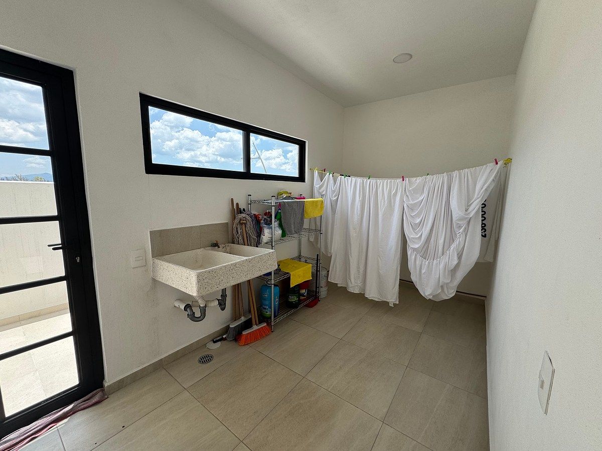 House in Gated Community in San José de la Amistad, San Miguel de Allende, photo 21 of 40