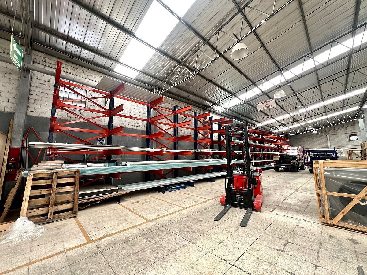 Bodega comercial en Jardines de Santa Isabel, Guadalajara, foto 26 de 34