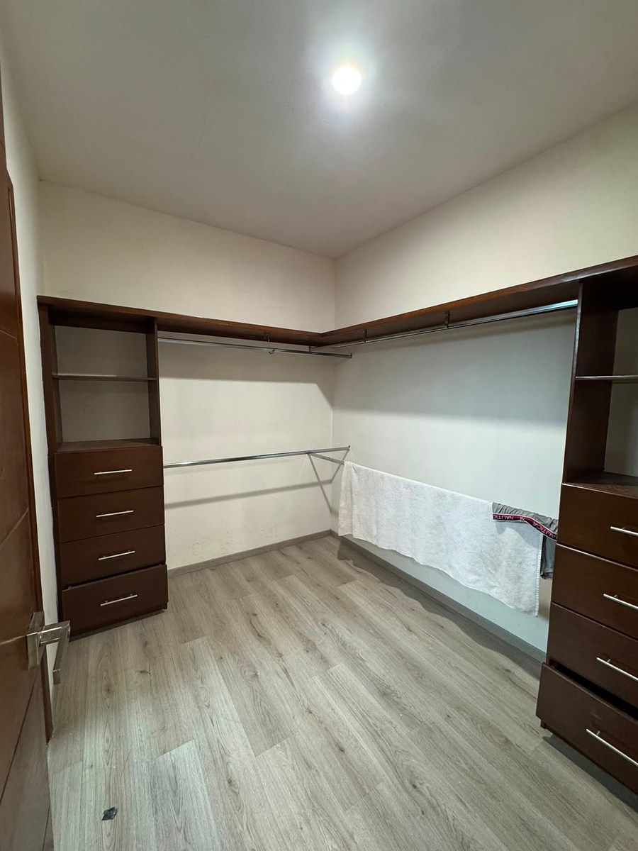 Casa em La Estancia, Zapopan, foto 12 de 20