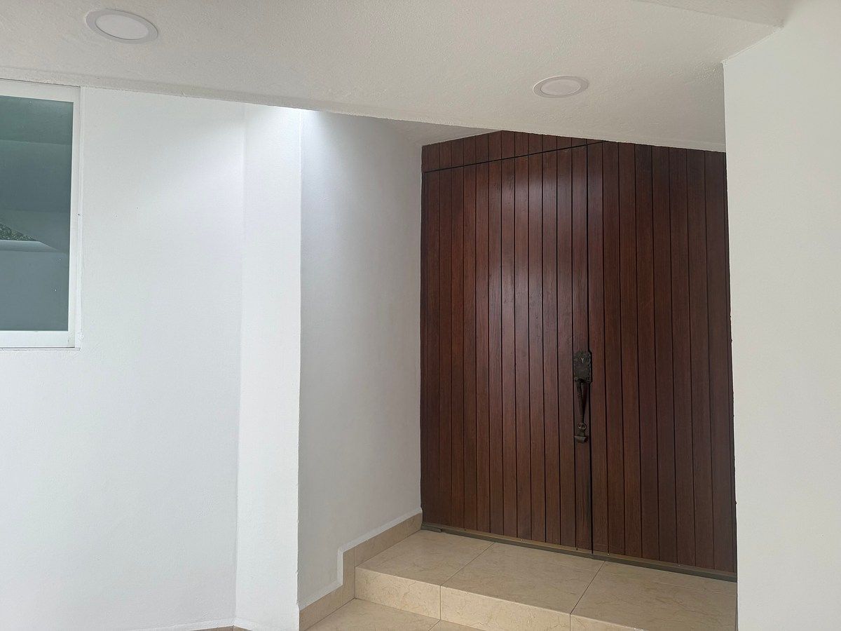 House in Gated Community in San Jorge, León, photo 3 of 31