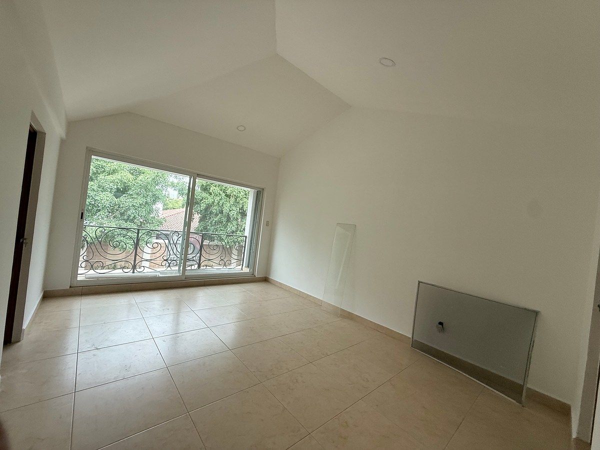 House in Gated Community in San Jorge, León, photo 7 of 31