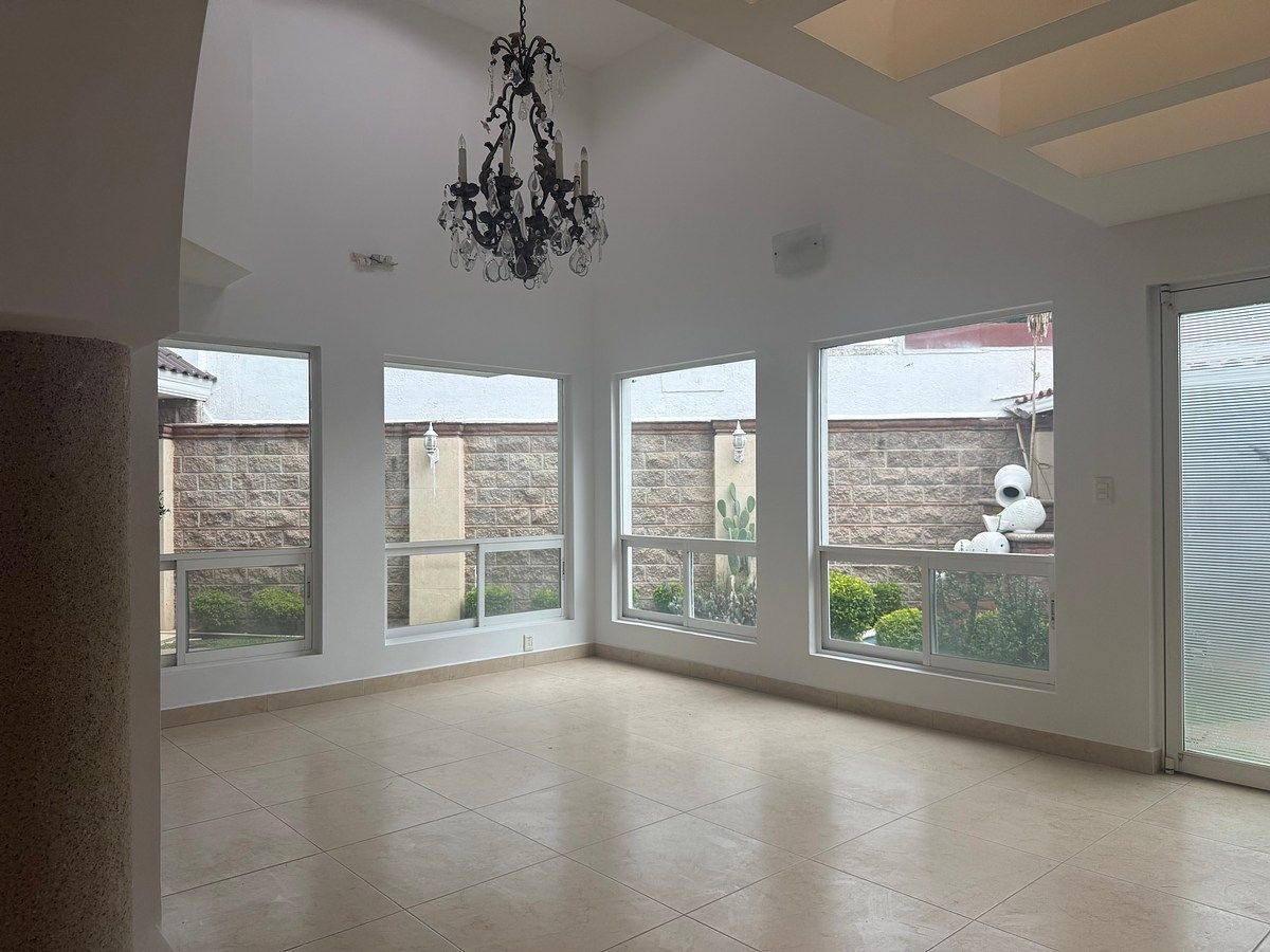 House in Gated Community in San Jorge, León, photo 17 of 31