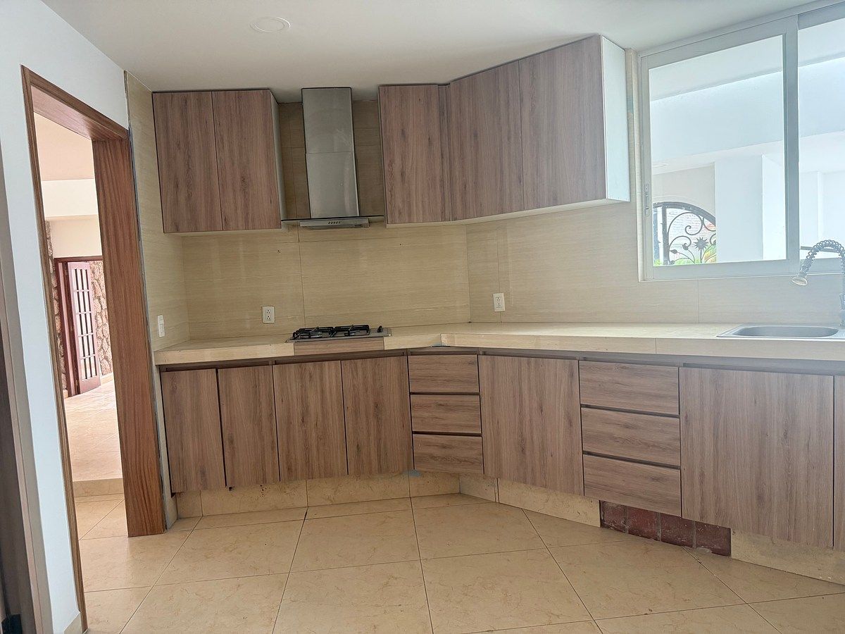 House in Gated Community in San Jorge, León, photo 21 of 31