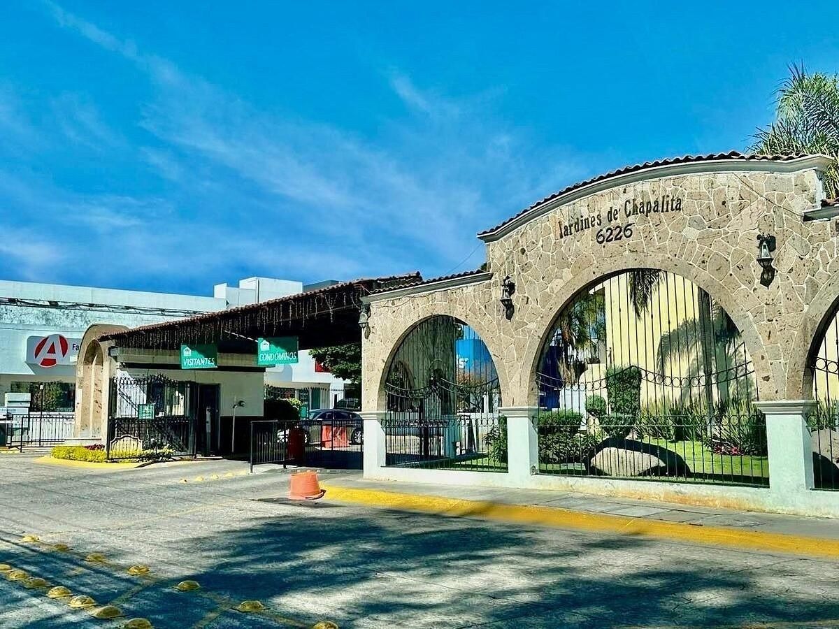 Casa em Arcos de Guadalupe, Zapopan, foto 2 de 19