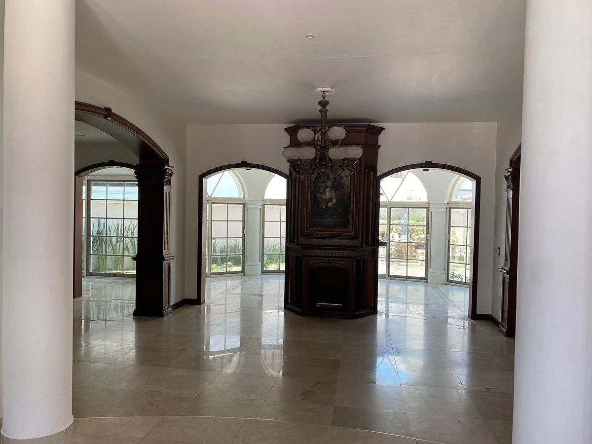 House in Gated Community in Lomas Del Bosque, Zapopan, photo 7 of 38