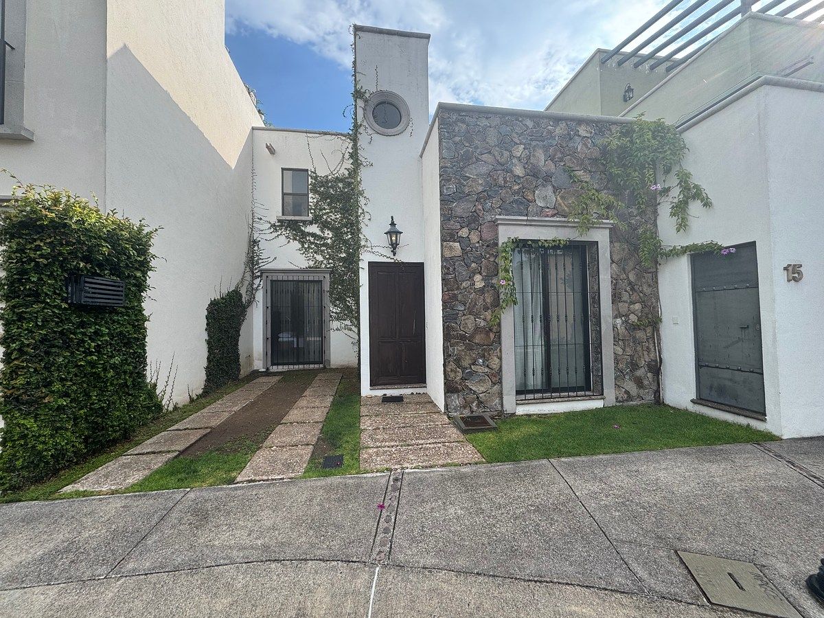 House in Gated Community in Independencia, San Miguel de Allende, photo 2 of 29