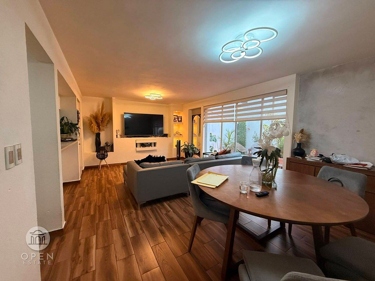 VENDE-SE APARTAMENTO COM PATIO PRIVADO EM ARBOLADA DEL PEDREGAL, foto 1 de 27