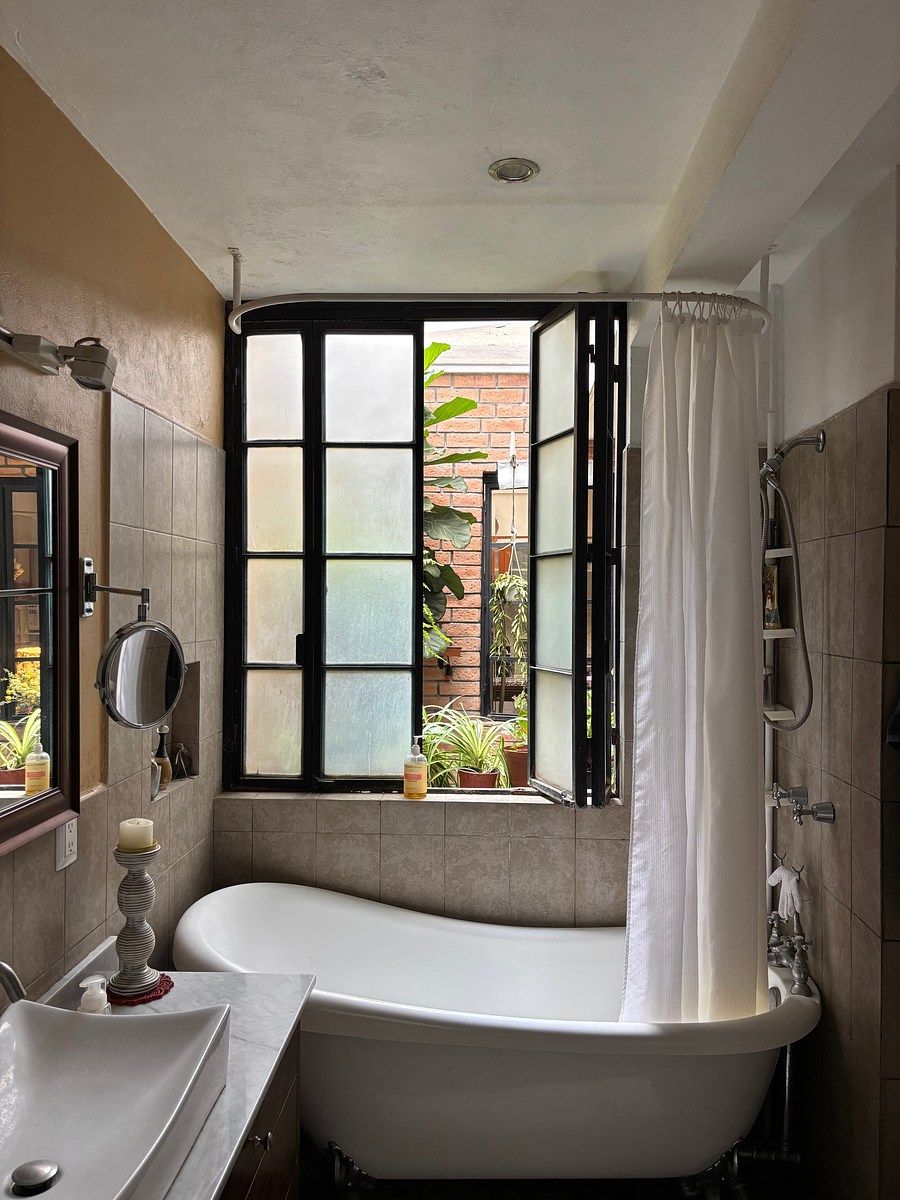 Casa Reformada à Venda | Ladrón de Guevara, Guadalajara, foto 1 de 27
