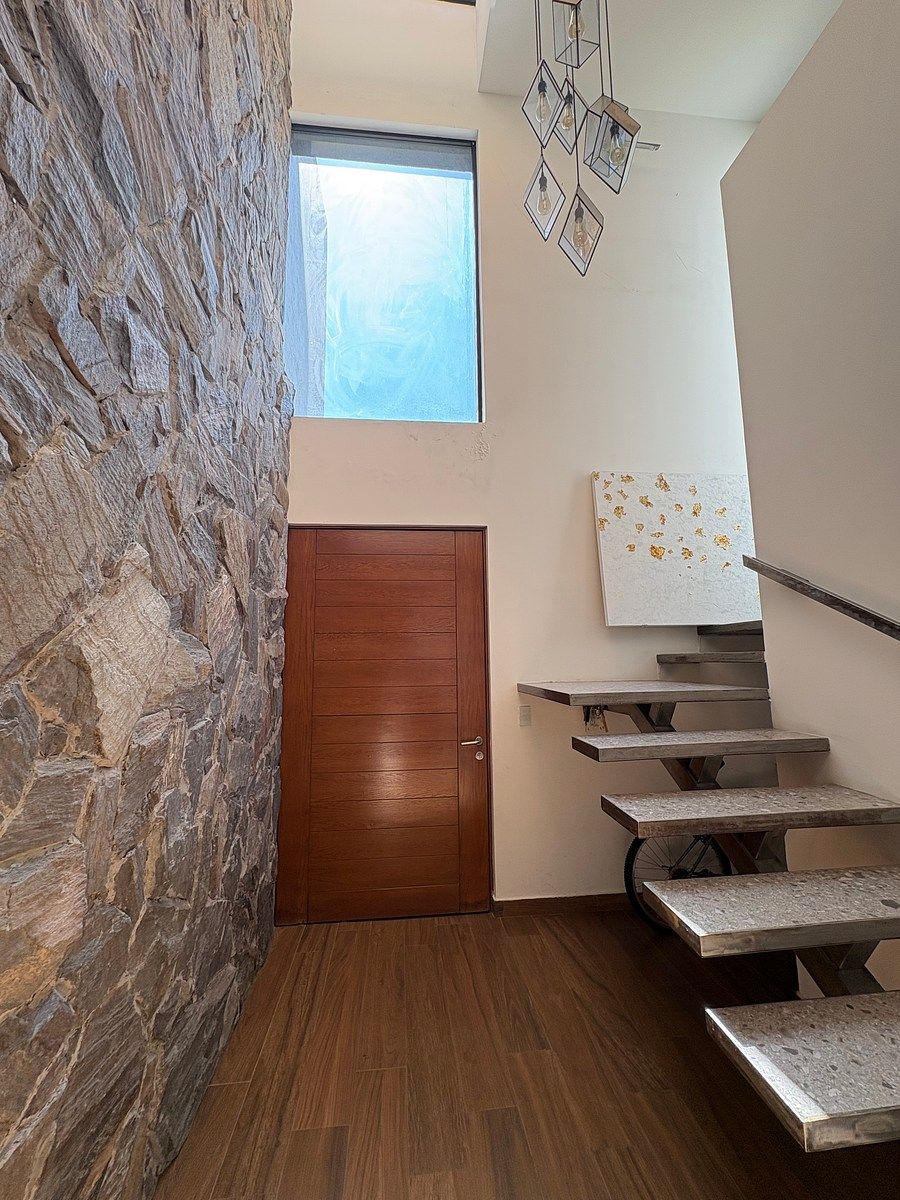 Casa en condominio en Altozano el Nuevo Querétaro, Querétaro, foto 2 de 27