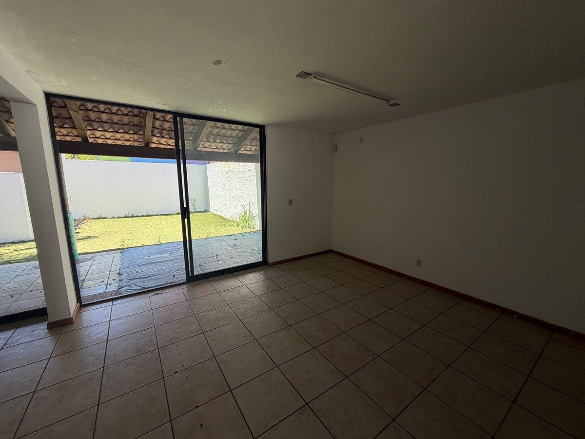 House in Italia Providencia, Guadalajara, photo 4 of 19