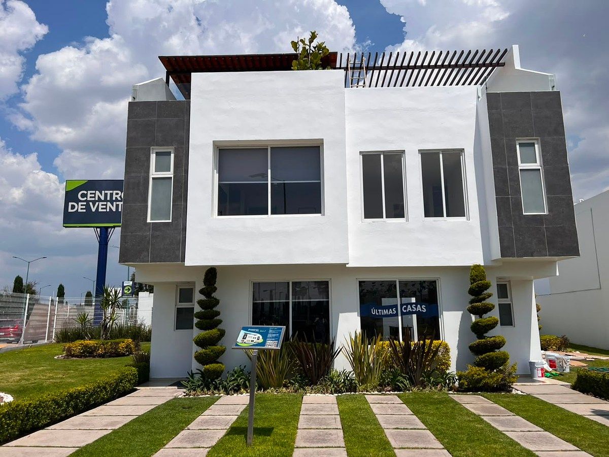 House for Sale in Ojo de Agua, photo 1 of 15