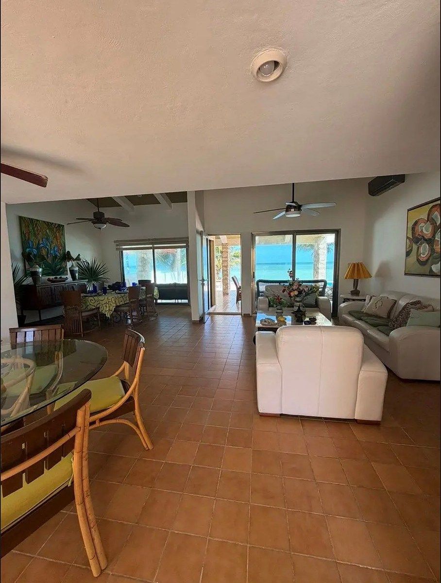 House in Chicxulub Puerto, Progreso, photo 3 of 24