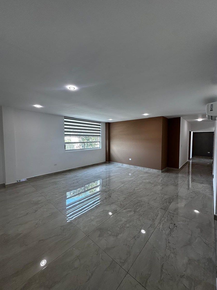 APARTMENT FOR RENT IN LA ROMA, TEC AREA OF MONTERREY, photo 1 of 9