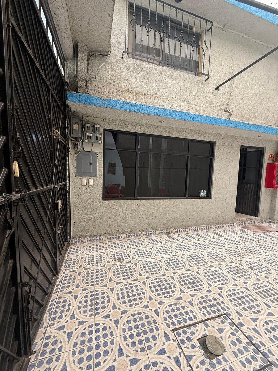 House for sale in Juventino Rosas, Iztacalco, CDMX, photo 1 of 31