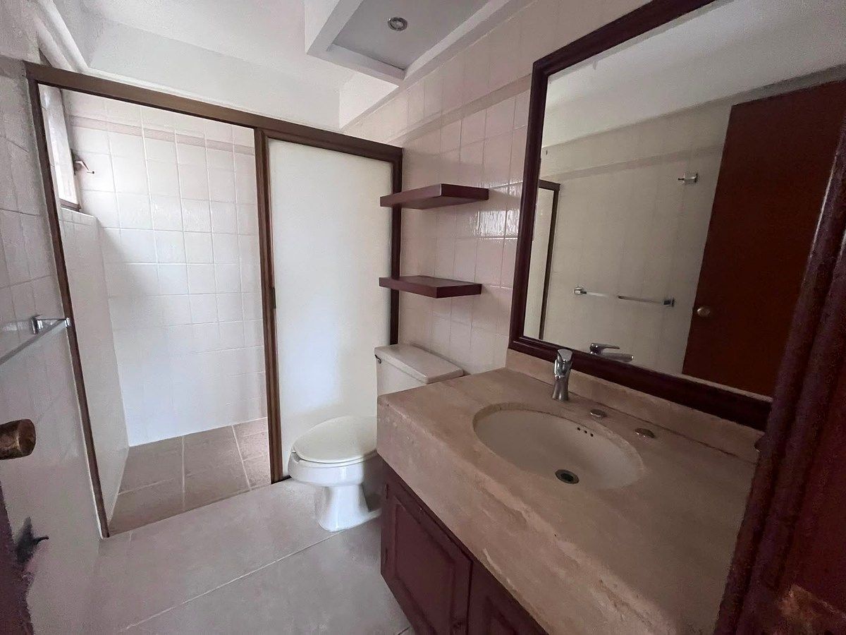 Apartment in Residencial Juan Manuel, Guadalajara, photo 11 of 16