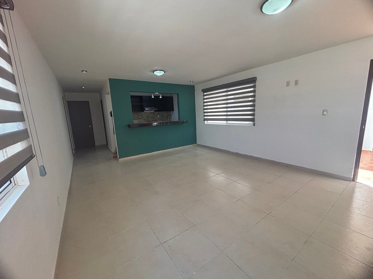 Apartamento para Aluguel em El Pueblito no Térreo, foto 1 de 11