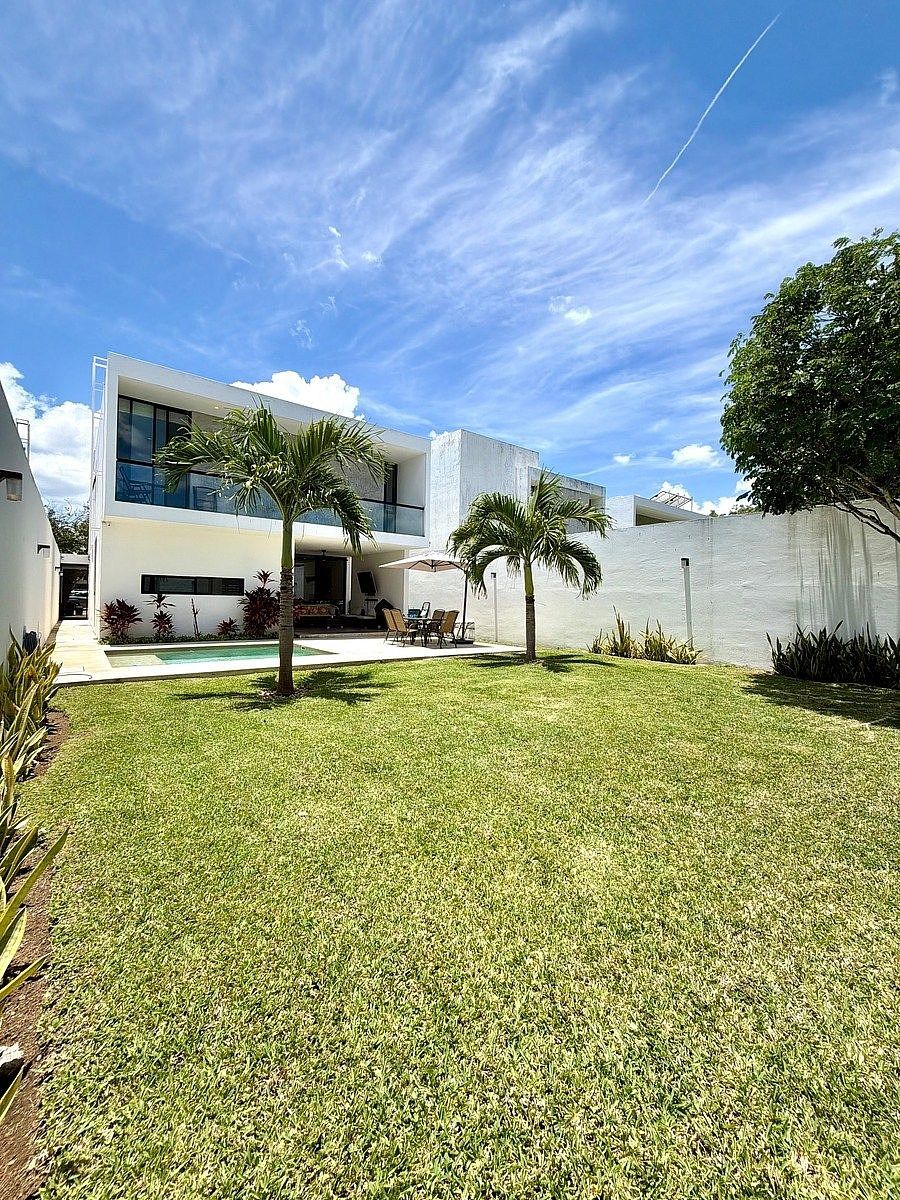House in Cholul, Mérida, photo 2 of 31