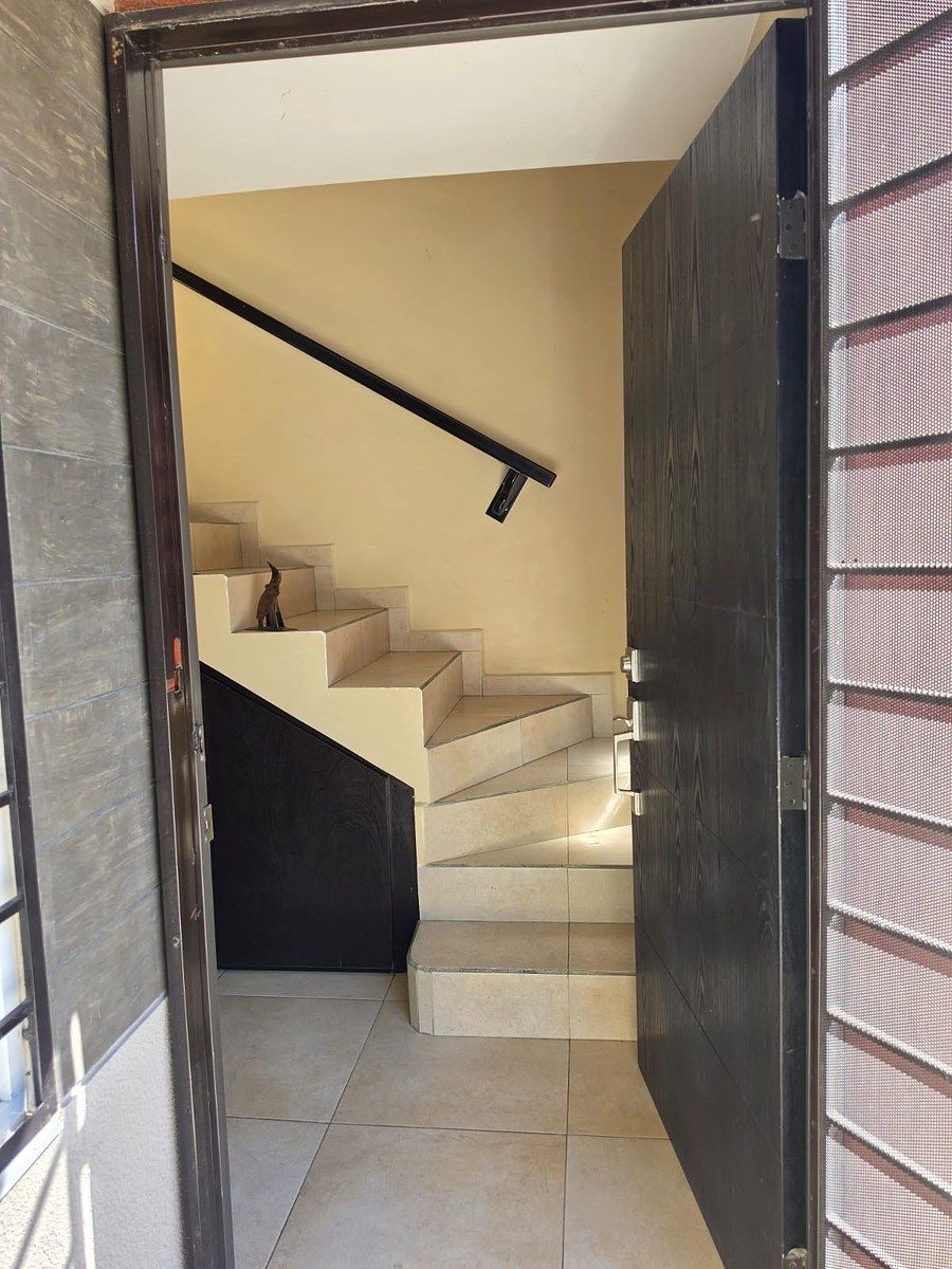 House in El Lago, Tijuana, photo 2 of 9