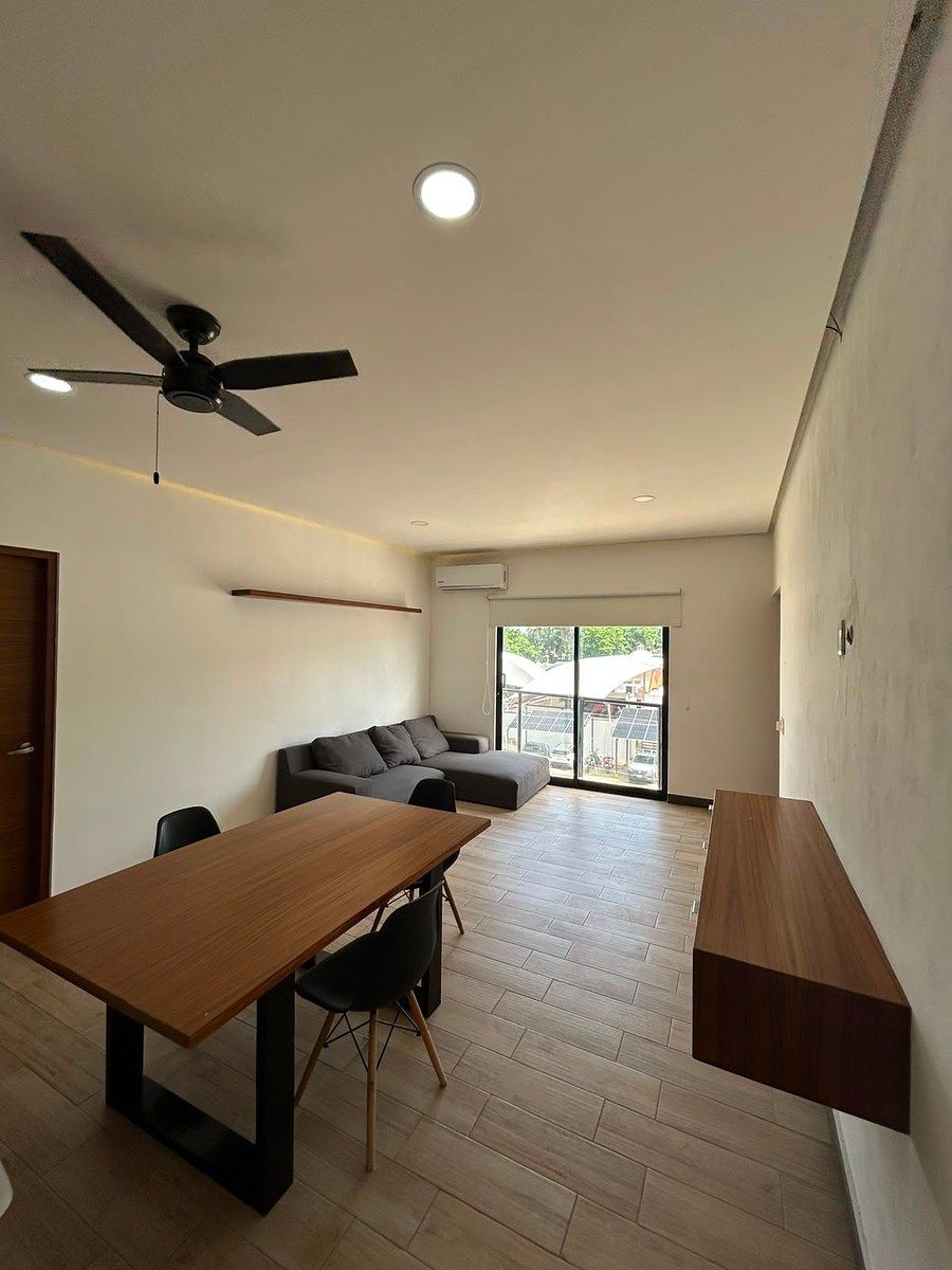 EN RENTA - DEPARTAMENTO MODERNO DE DOS HABITACIONES, foto 1 de 10