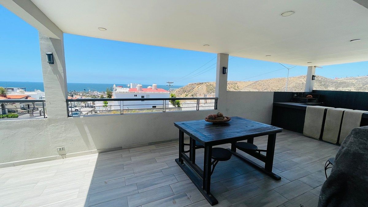 Casa en Colinas del Sauzal, Ensenada, foto 2 de 19
