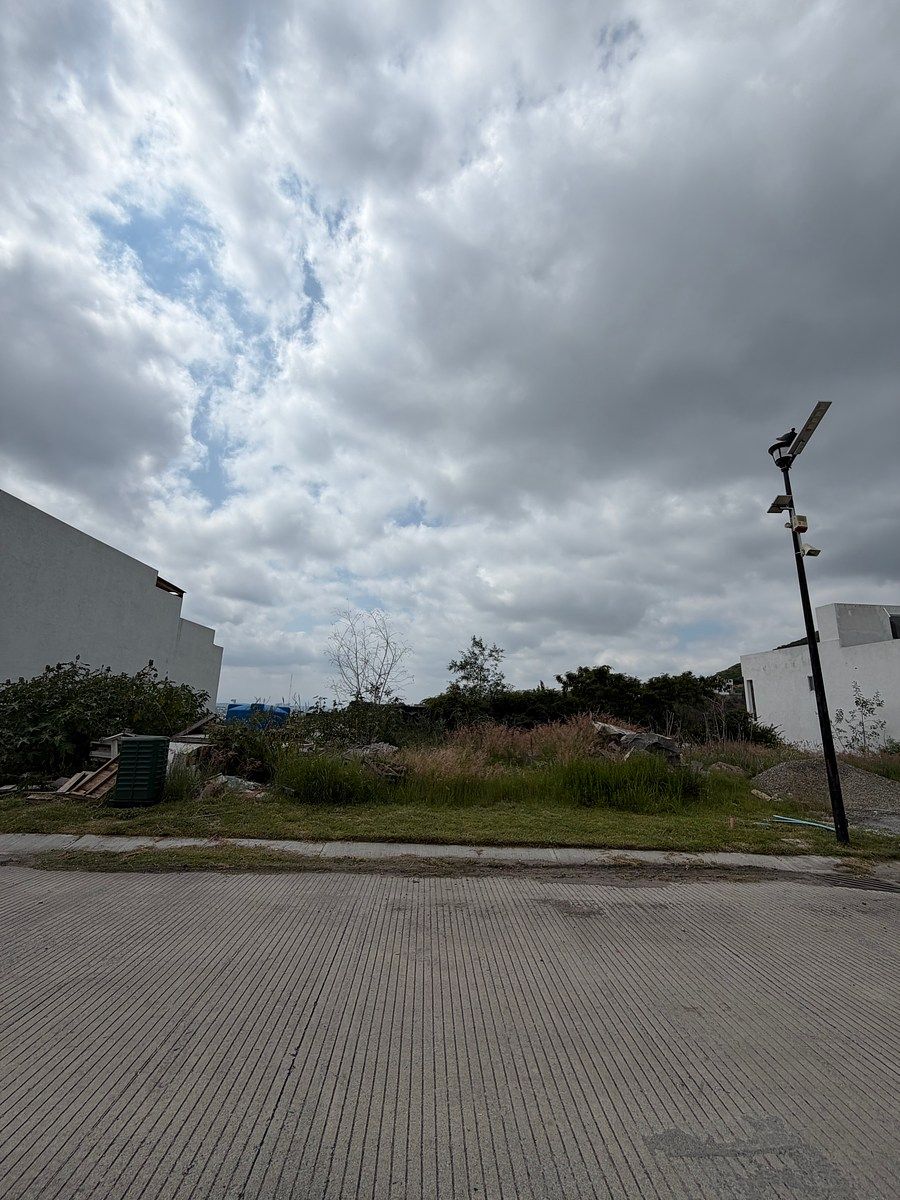 Terreno en venta - Real de Juriquilla, foto 1 de 4