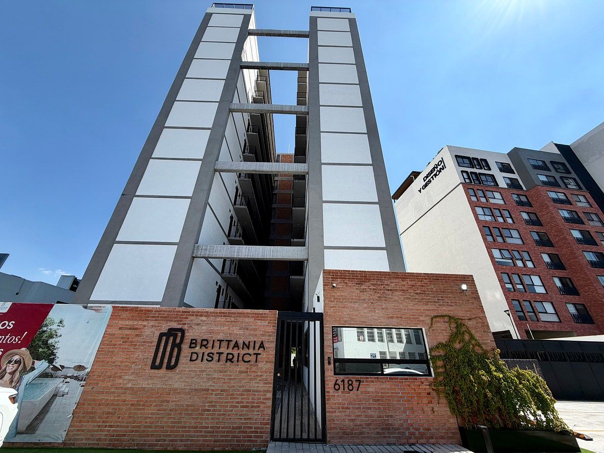 Loft for Rent in Brittania District | Floor 6, photo 1 of 16