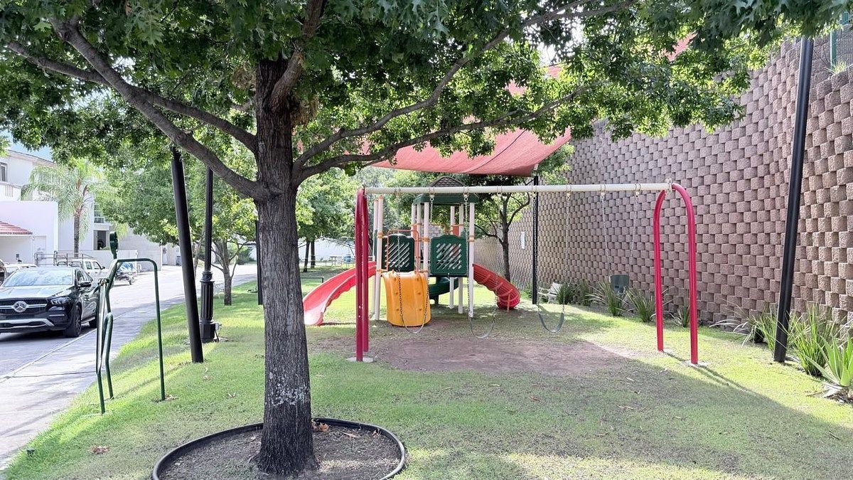 Casa en Lomas del Hipico 1 Sector, Monterrey, foto 2 de 32