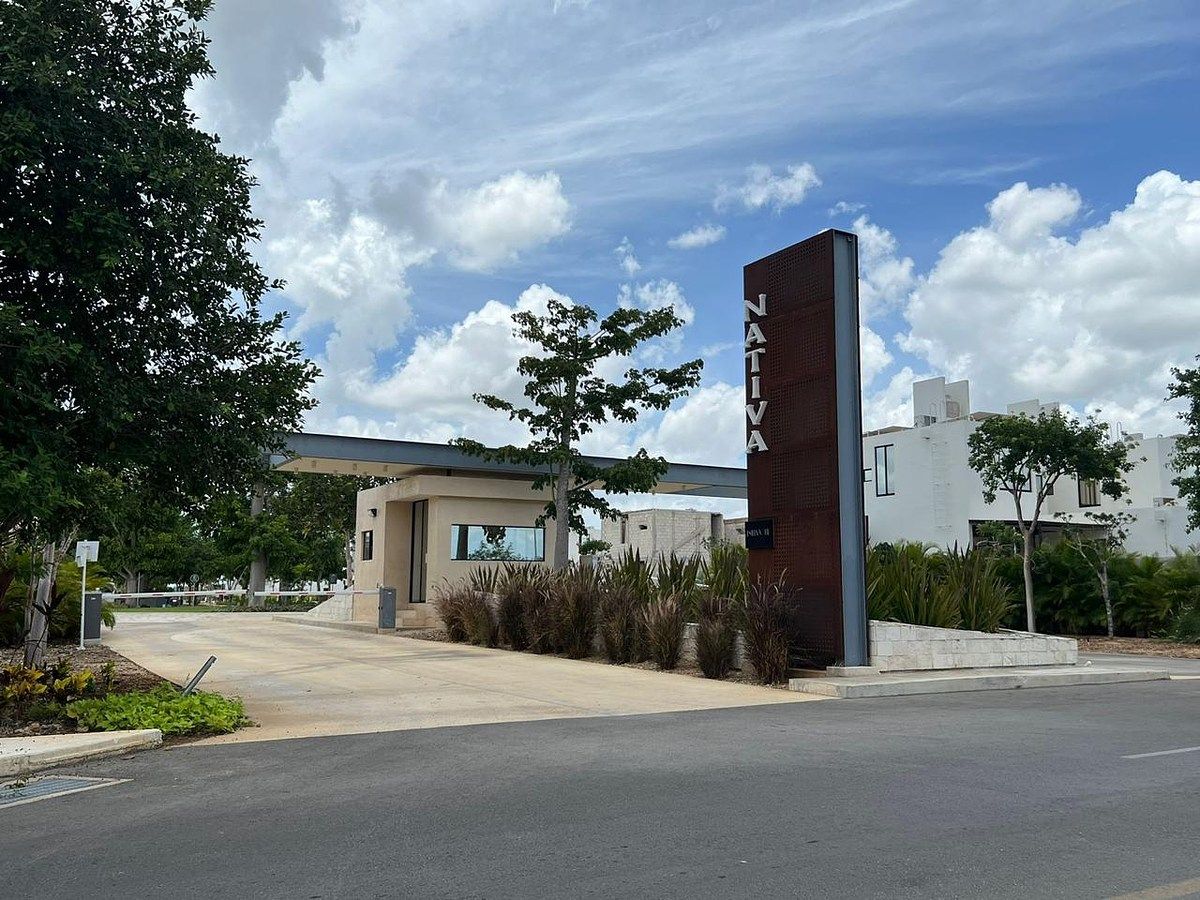 CASA EN VENTA, 3 RECAMARAS, ALBERCA, PRIVADA CONKAL (IVC-2874), foto 1 de 23