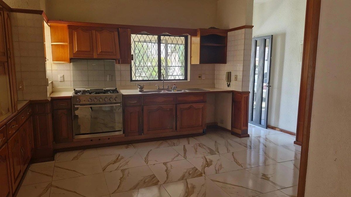 Casa em Parques de la Herradura, Huixquilucan, foto 3 de 12