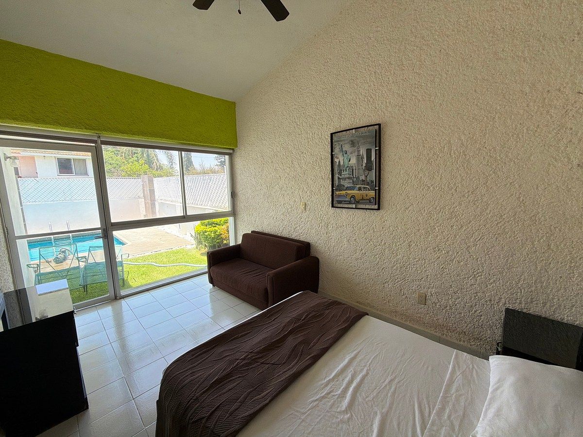 House in Lomas de Cocoyoc, Atlatlahucan, photo 10 of 26
